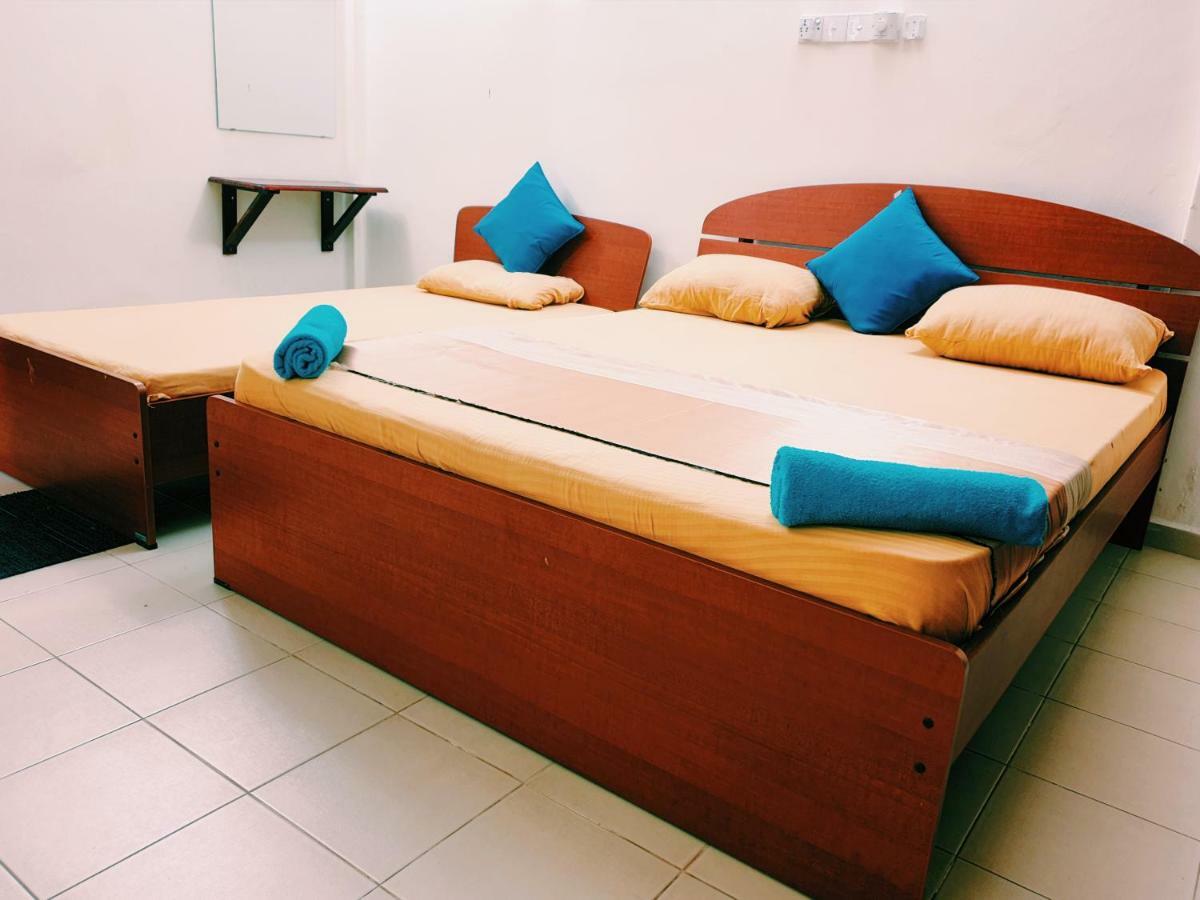 Oasis Skybeach Hostel - Negombo Exterior foto