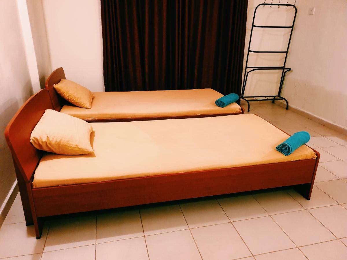 Oasis Skybeach Hostel - Negombo Exterior foto